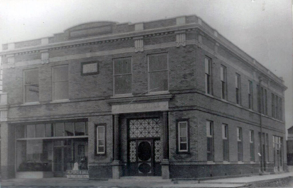 The Bank of Tuttle: A Cornerstone of the Community Bank of Tuttle